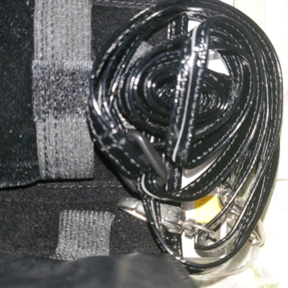 Case Logic TriFold Mirrored Wristlet Wallet Shoulder Bag NEW - Picture 5 of 13